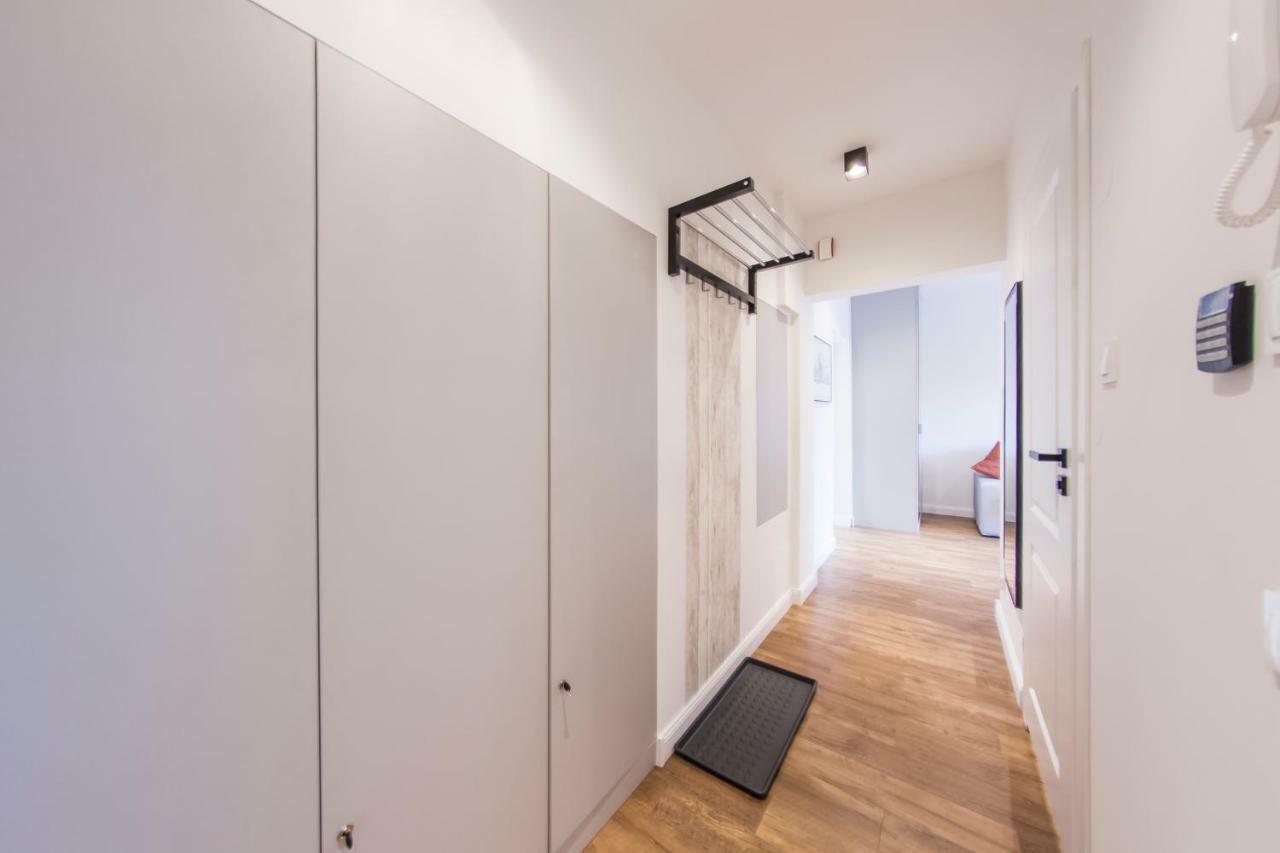 Family Luxury Comfort Old Town Apartament, 1-8, 2 Sypialnie I Salon, Parking W Cenie Gdańsk Extérieur photo