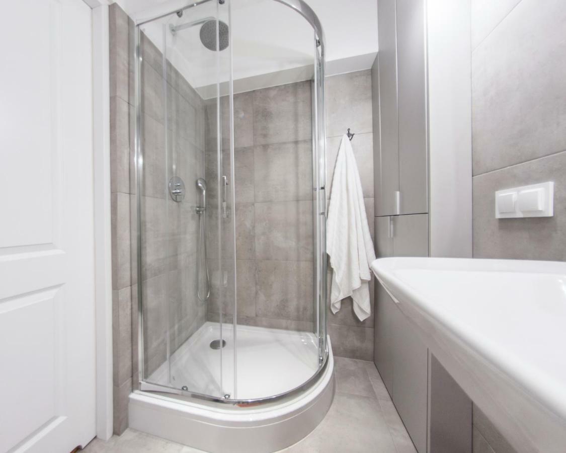 Family Luxury Comfort Old Town Apartament, 1-8, 2 Sypialnie I Salon, Parking W Cenie Gdańsk Extérieur photo