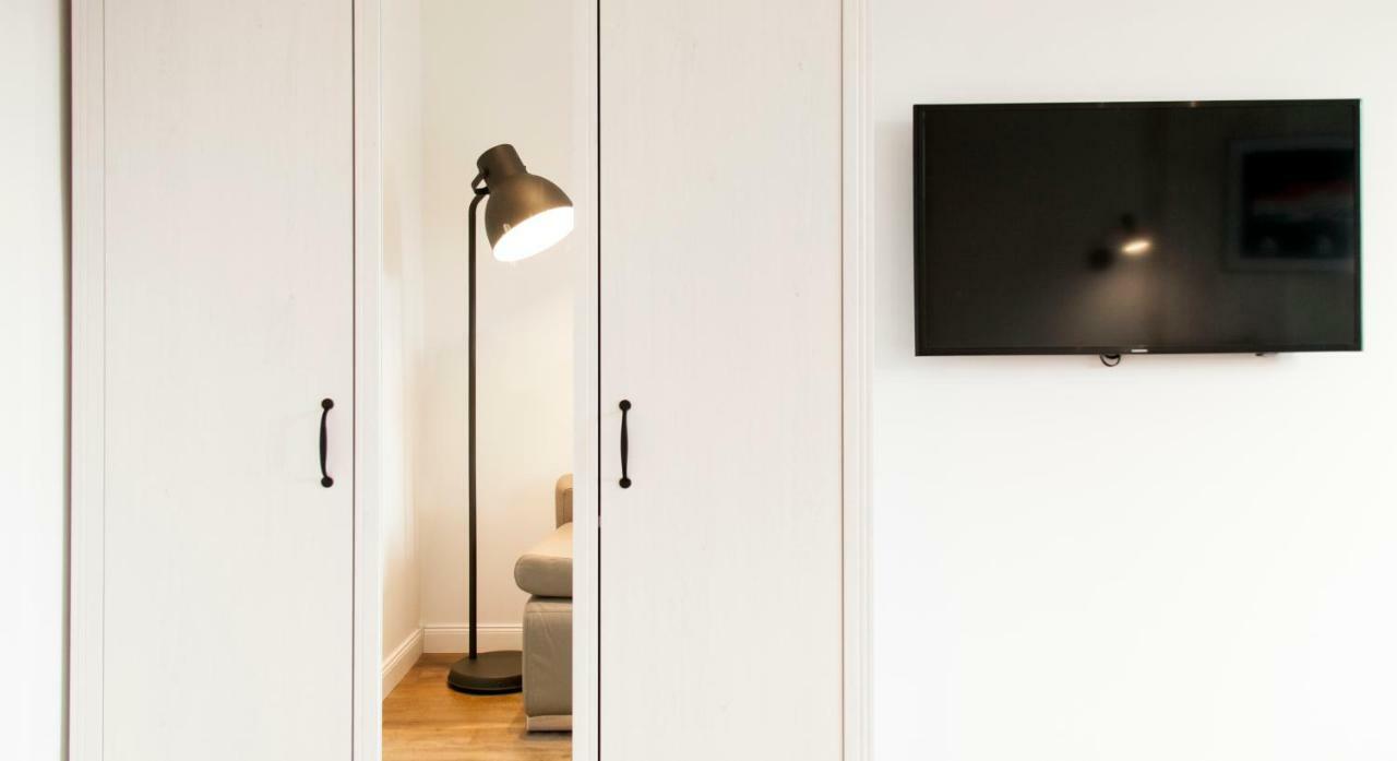 Family Luxury Comfort Old Town Apartament, 1-8, 2 Sypialnie I Salon, Parking W Cenie Gdańsk Extérieur photo
